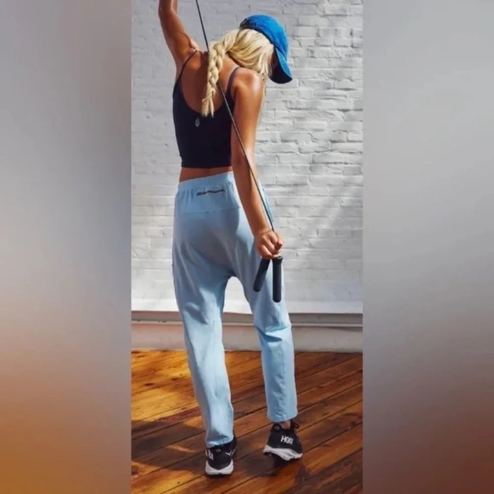 FP Movement Free People Hot Shot Pants Mediterranean Blue - Picture 2 of 7